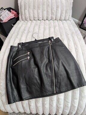 Express Faux Leather Zip-Accent Mini Skirt